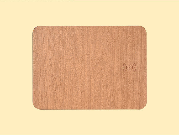 Bamboo Wireless Charger 15W – Wangari Pine USB Hub Dock